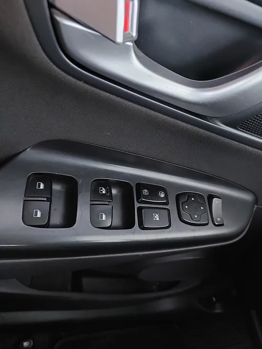 2023 Hyundai Kona SMART 
