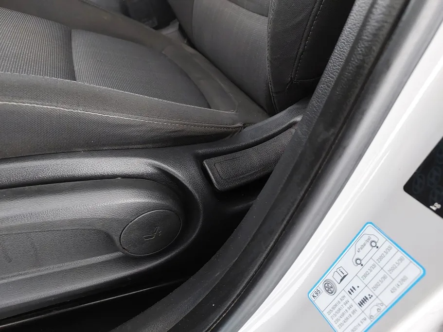 2023 Hyundai Kona SMART 