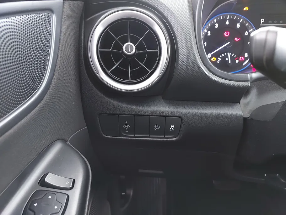 2023 Hyundai Kona SMART 