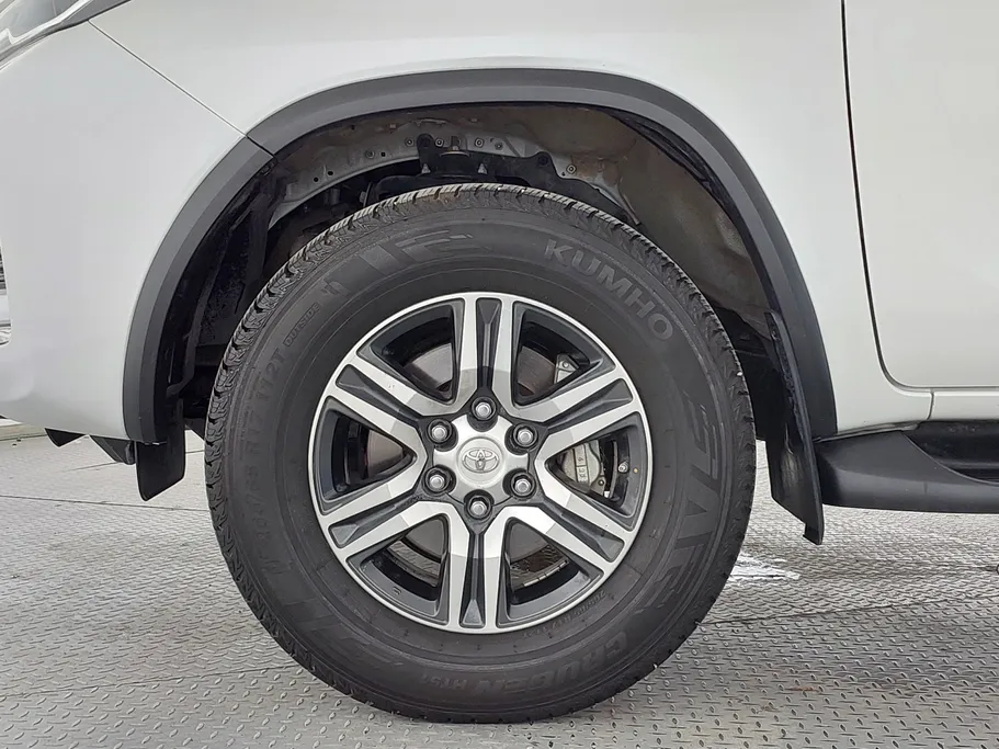 2024 Toyota Fortuner GX2 4x4 