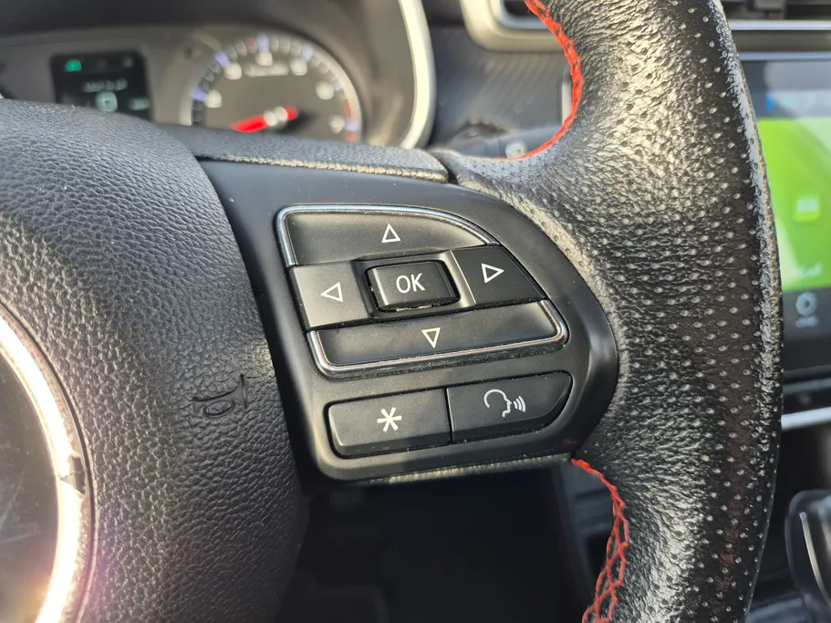 2022 MG ZS STD 