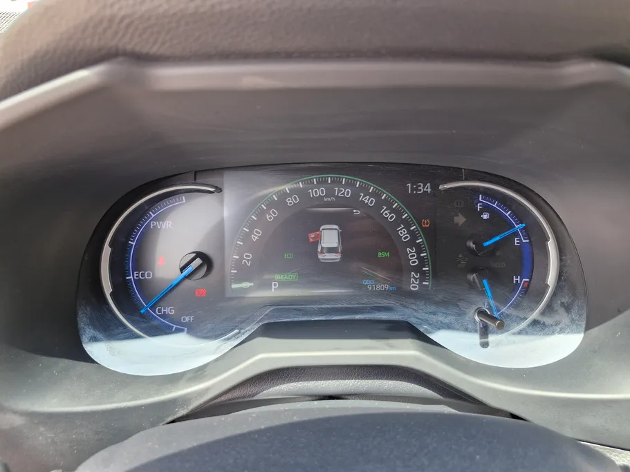 2020 Toyota RAV4 XLE HEV 