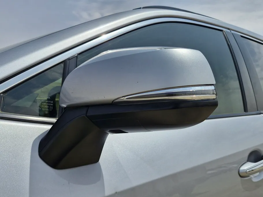 2020 Toyota RAV4 XLE HEV 