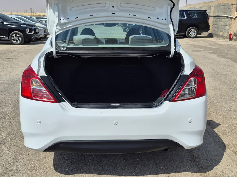 2024 Nissan Sunny SV Comfort 