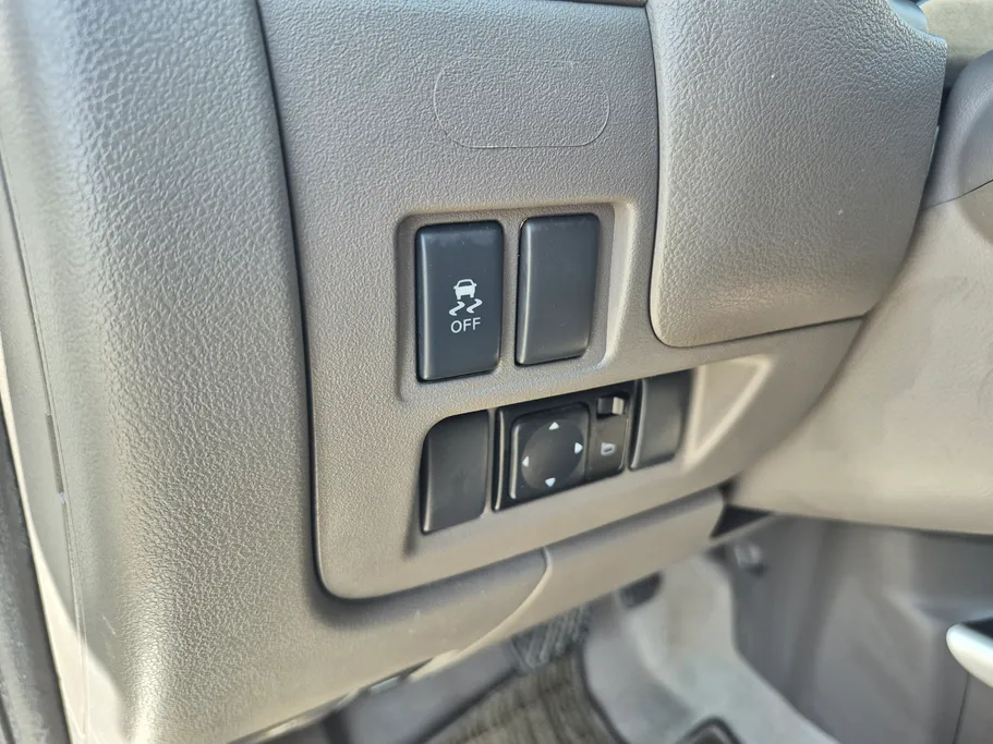 2024 Nissan Sunny SV Comfort 