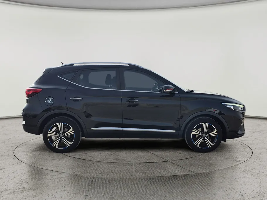 2024 MG ZS LUX 