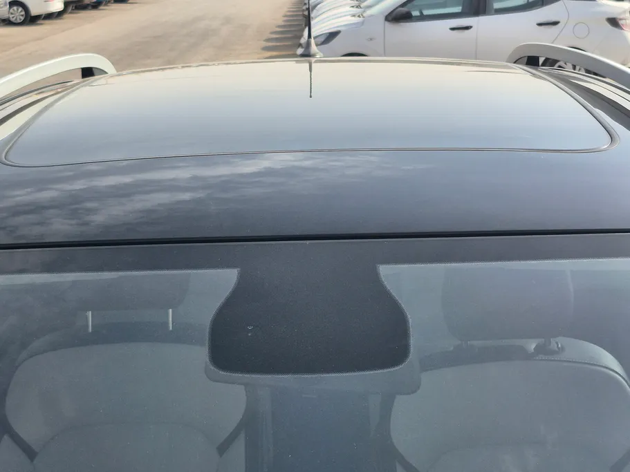2024 MG ZS LUX 
