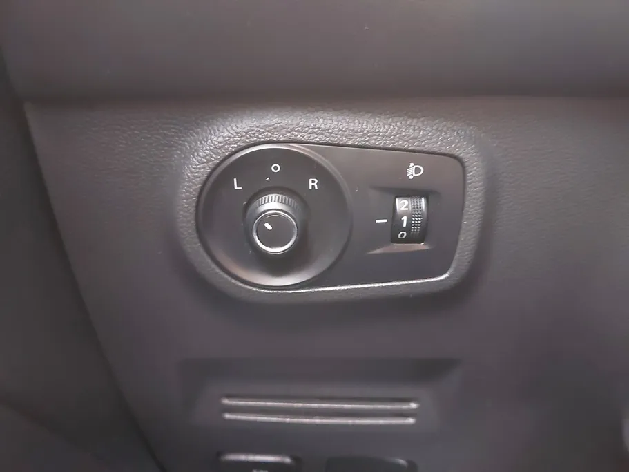 2022 MG ZS STD 