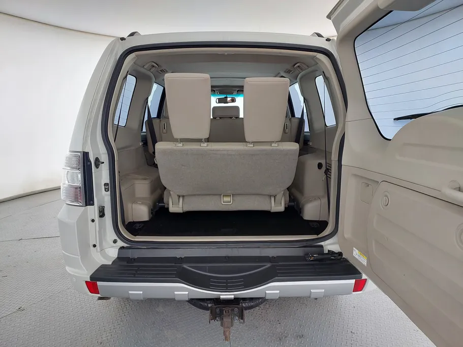 2019 Mitsubishi Pajero GLS 4Doors 
