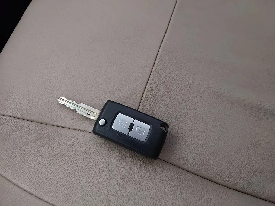 2019 Mitsubishi Pajero GLS 4Doors 
