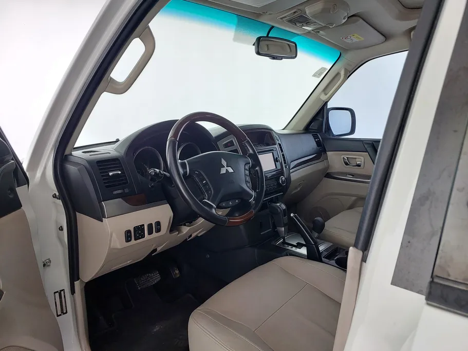 2019 Mitsubishi Pajero GLS 4Doors 