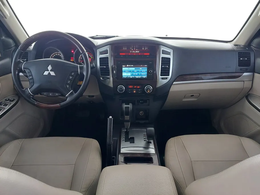 2019 Mitsubishi Pajero GLS 4Doors 