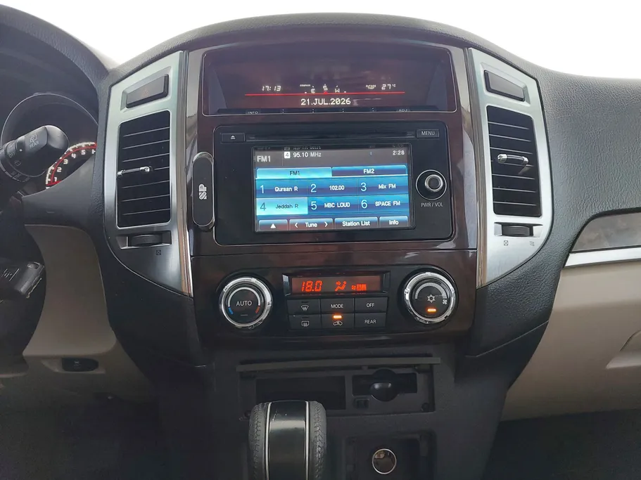 2019 Mitsubishi Pajero GLS 4Doors 