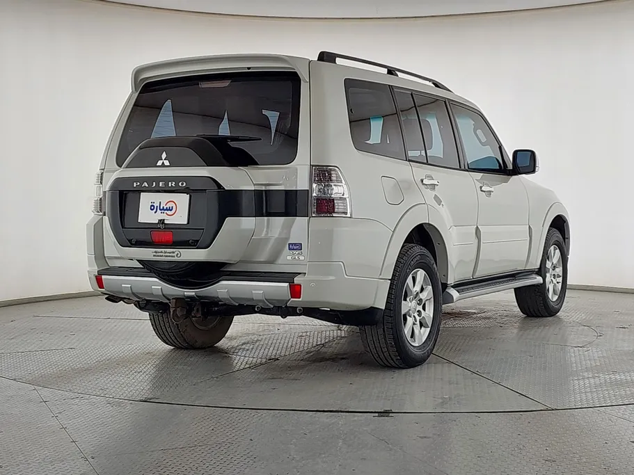 2019 Mitsubishi Pajero GLS 4Doors 