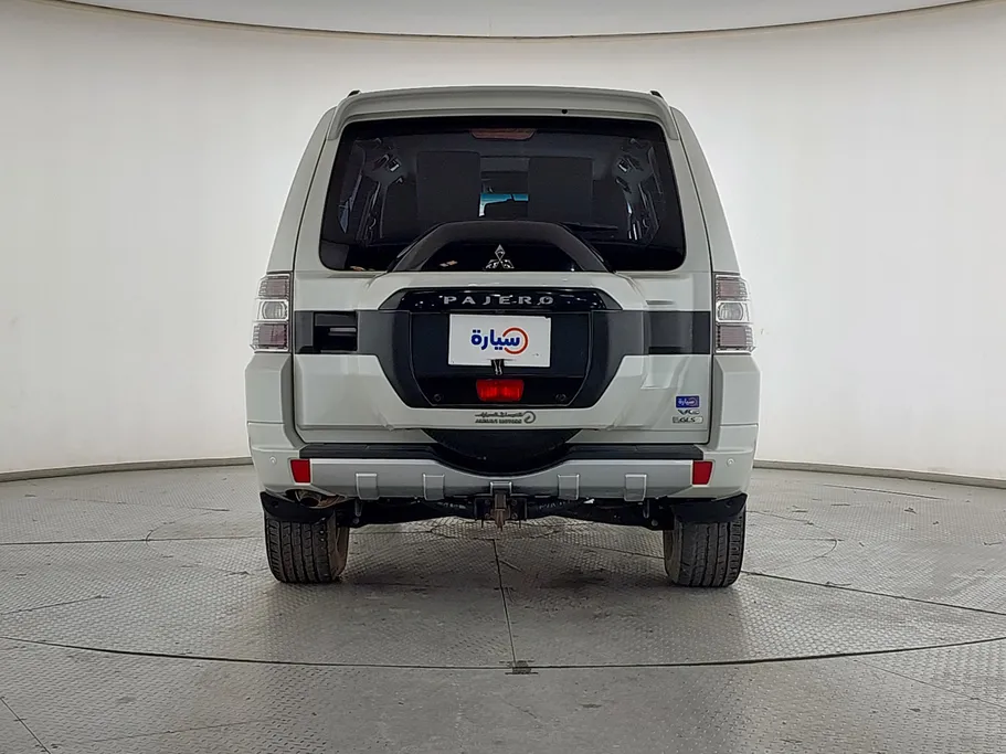 2019 Mitsubishi Pajero GLS 4Doors 