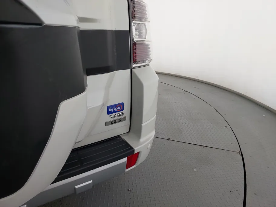 2019 Mitsubishi Pajero GLS 4Doors 
