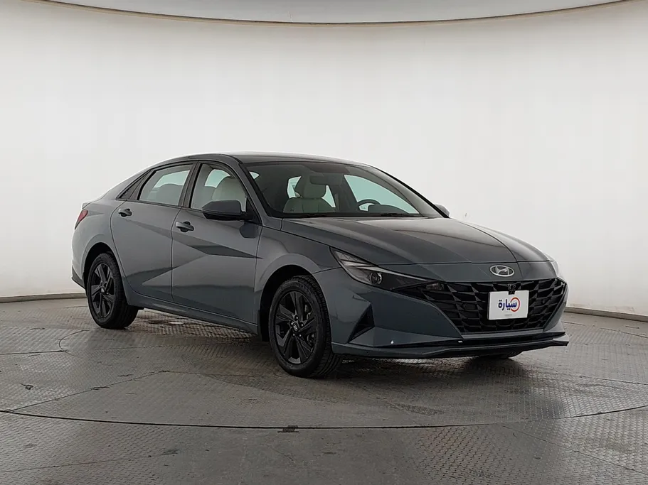 2023 Hyundai Elantra Smart 
