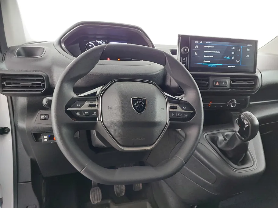 2025 Peugeot Partner Refrigerated 