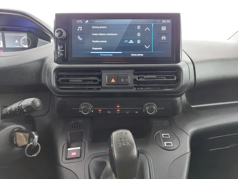 2025 Peugeot Partner Refrigerated 
