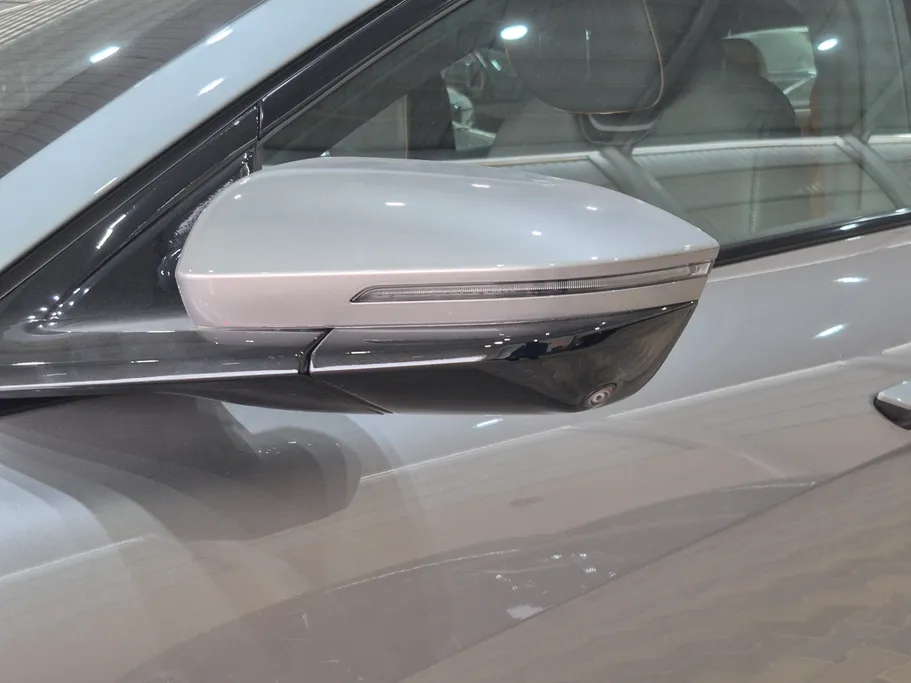 2026 Lucid Air Touring 