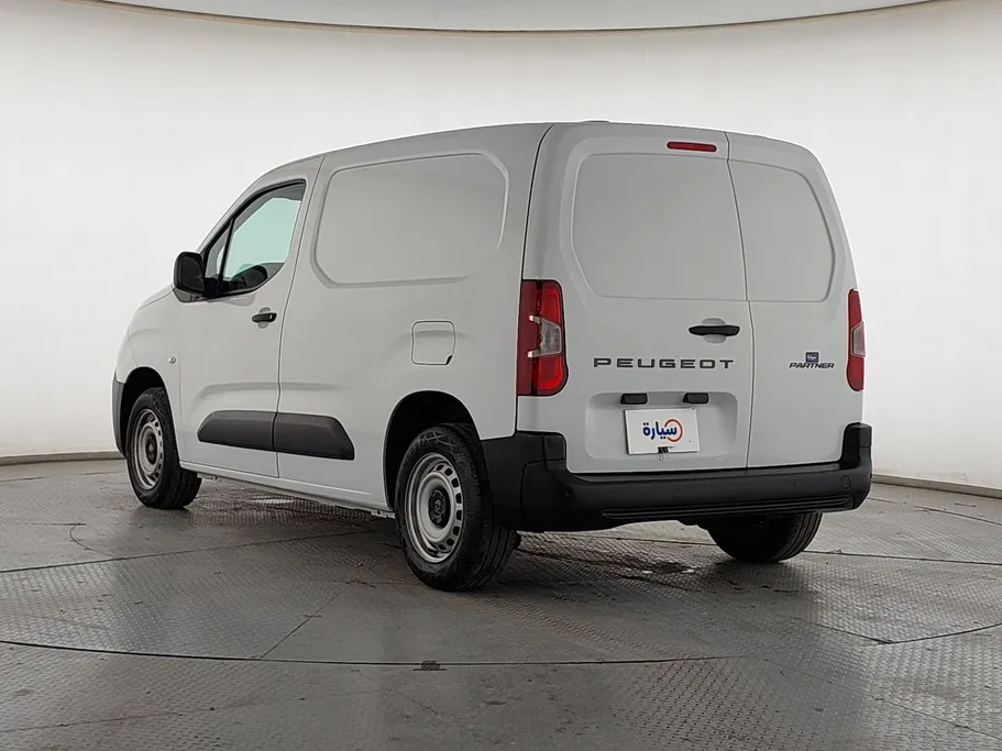 بيجو بارتنر Short van 2025 