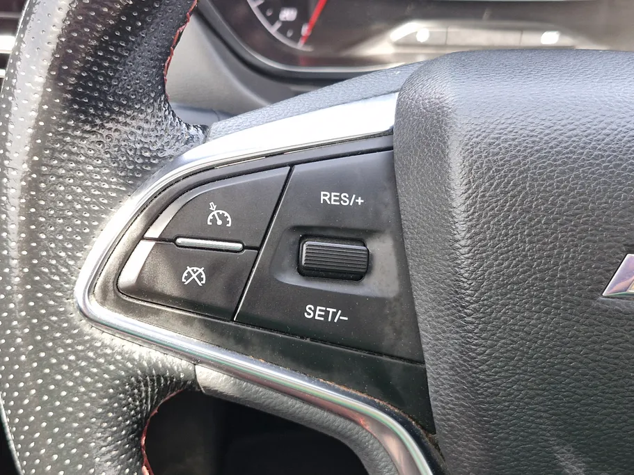 2023 Chevrolet Groove Premier 