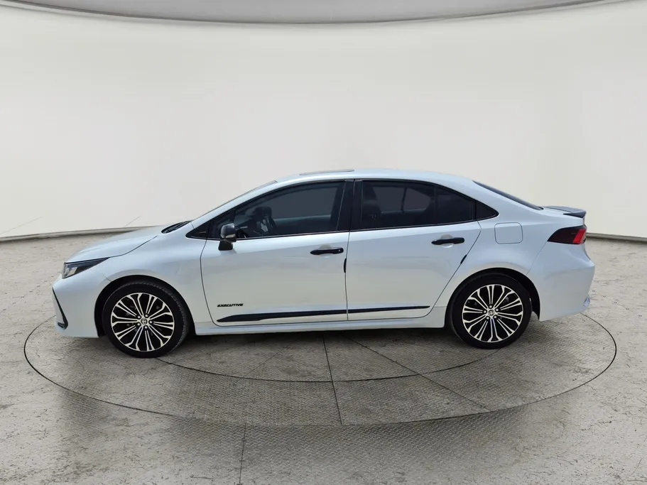 2023 Toyota Corolla XLI Executive Moonroof 
