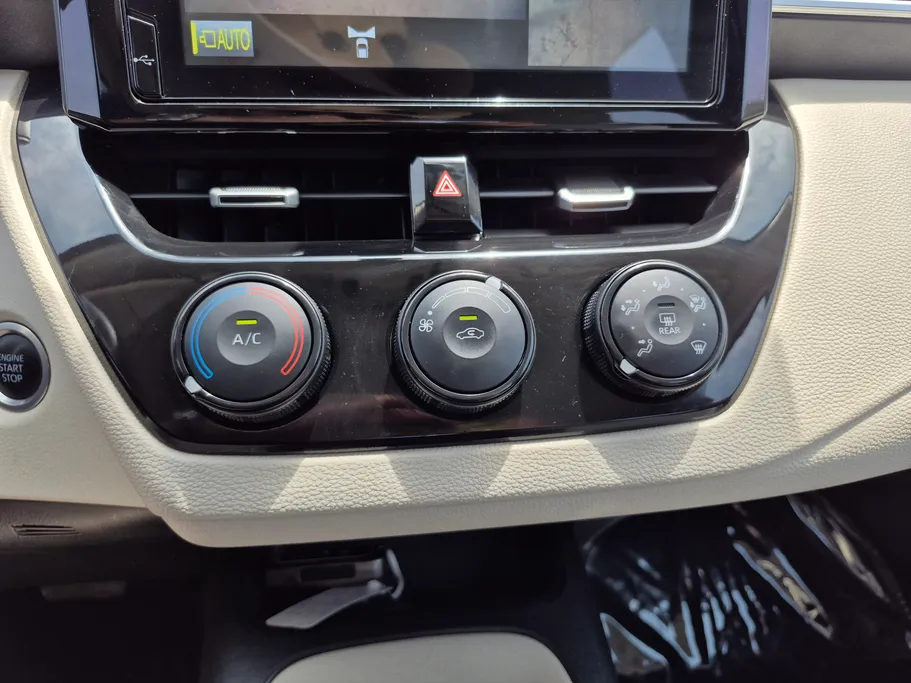 2023 Toyota Corolla XLI Executive Moonroof 