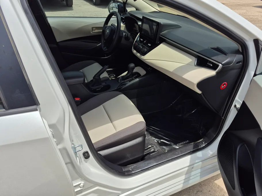 2023 Toyota Corolla XLI Executive Moonroof 