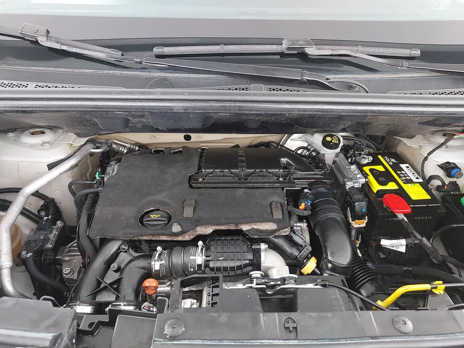 2023 Peugeot Partner Short van 