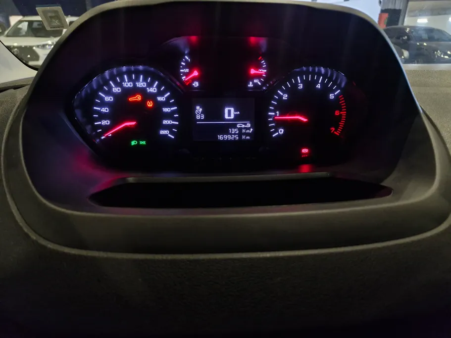 2023 Peugeot Partner Short van 