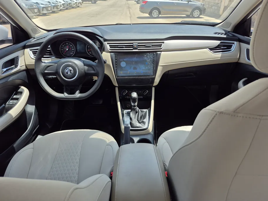 2023 MG 5 STD 