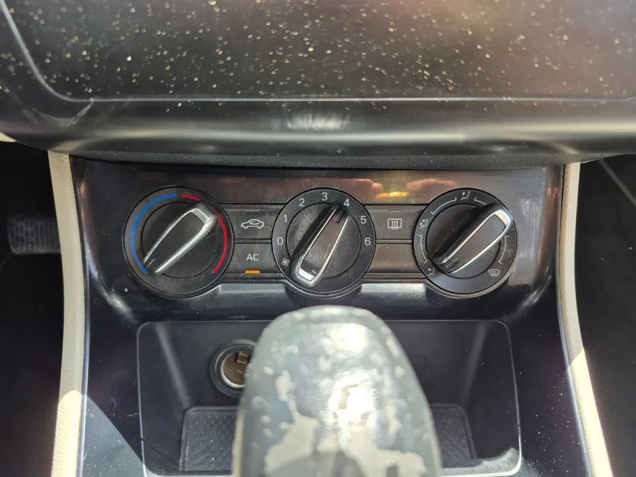 2023 MG 5 STD 