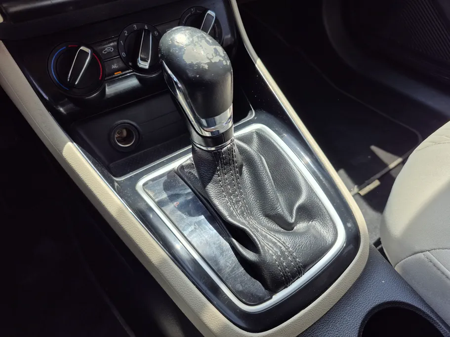 2023 MG 5 STD 