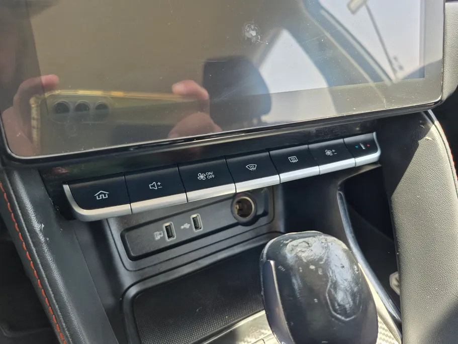2022 MG ZS STD 