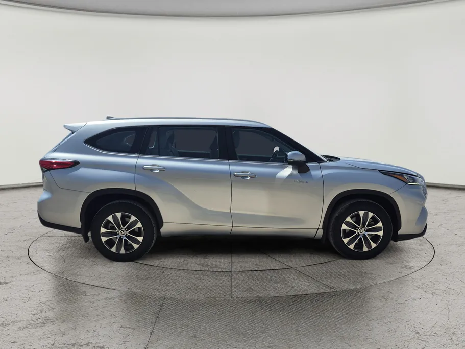 2023 Toyota Highlander GLE 