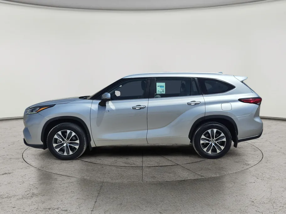 2023 Toyota Highlander GLE 