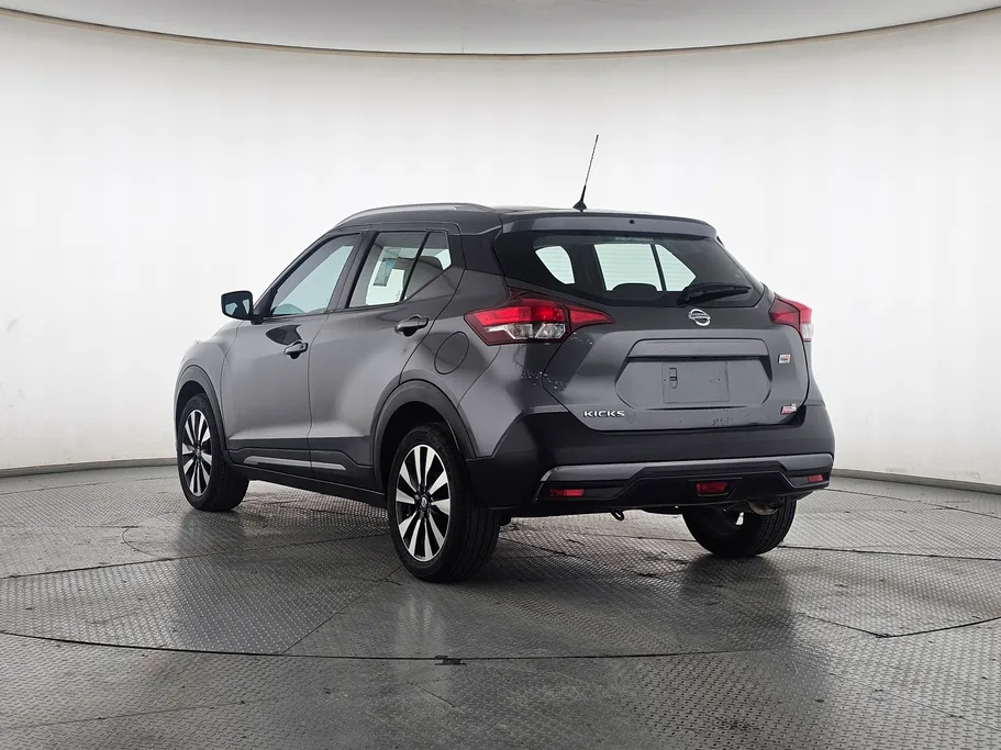 2020 Nissan Kicks S 