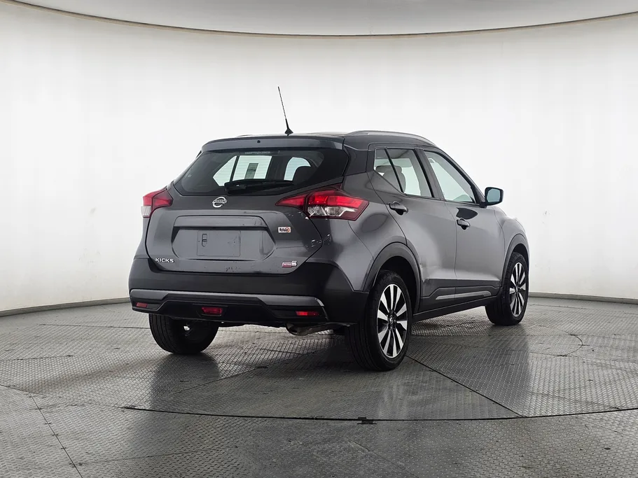2020 Nissan Kicks S 