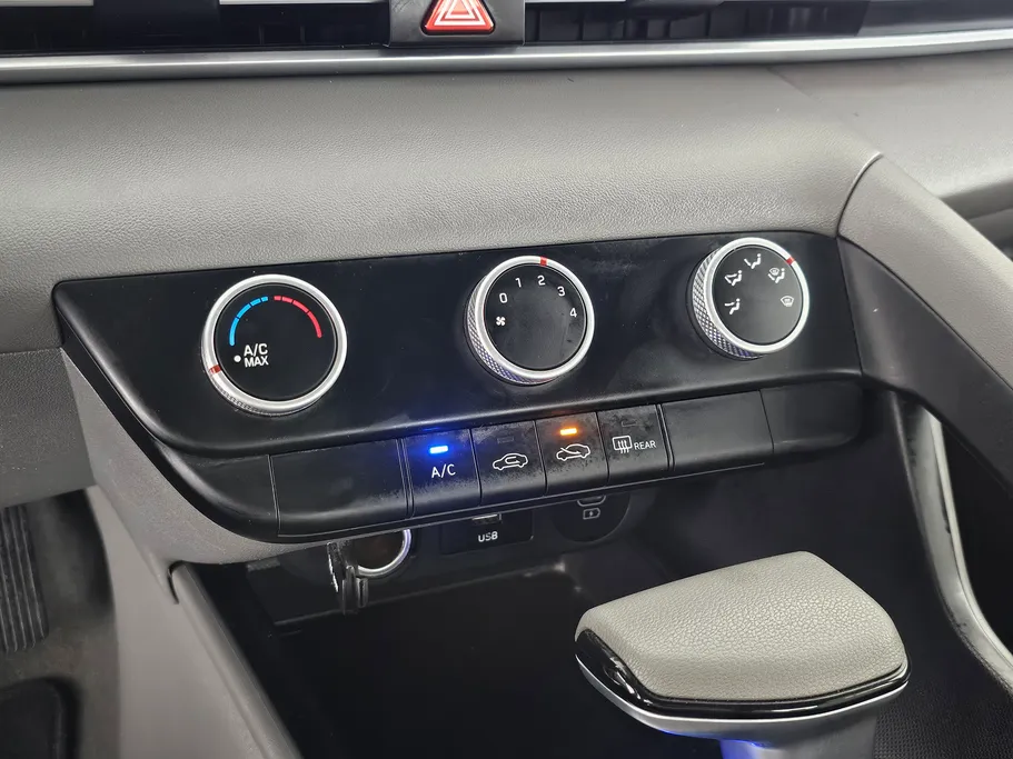 2025 Hyundai Elantra Fleet 