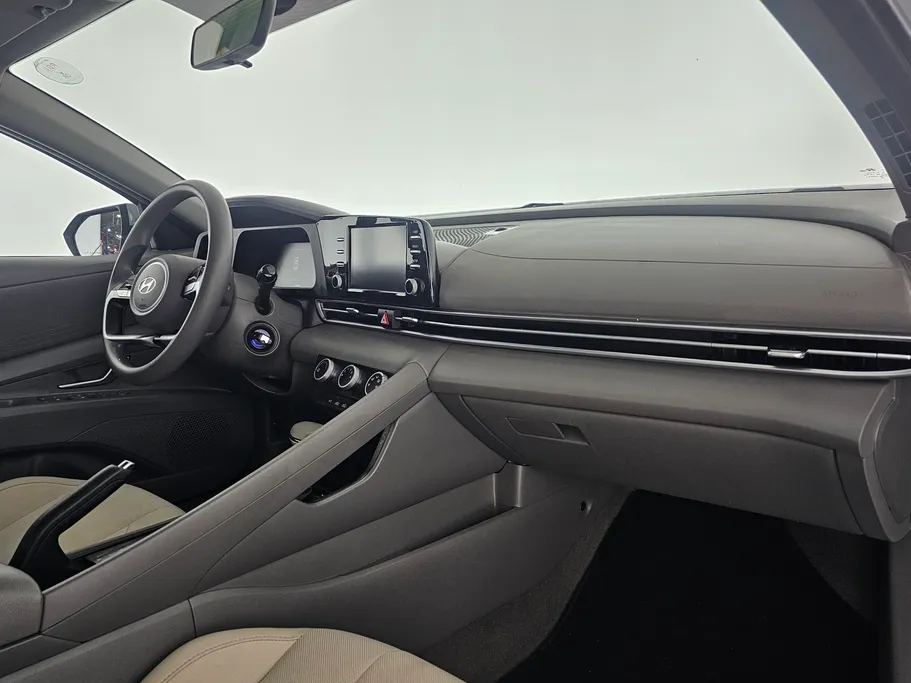 2025 Hyundai Elantra Fleet 