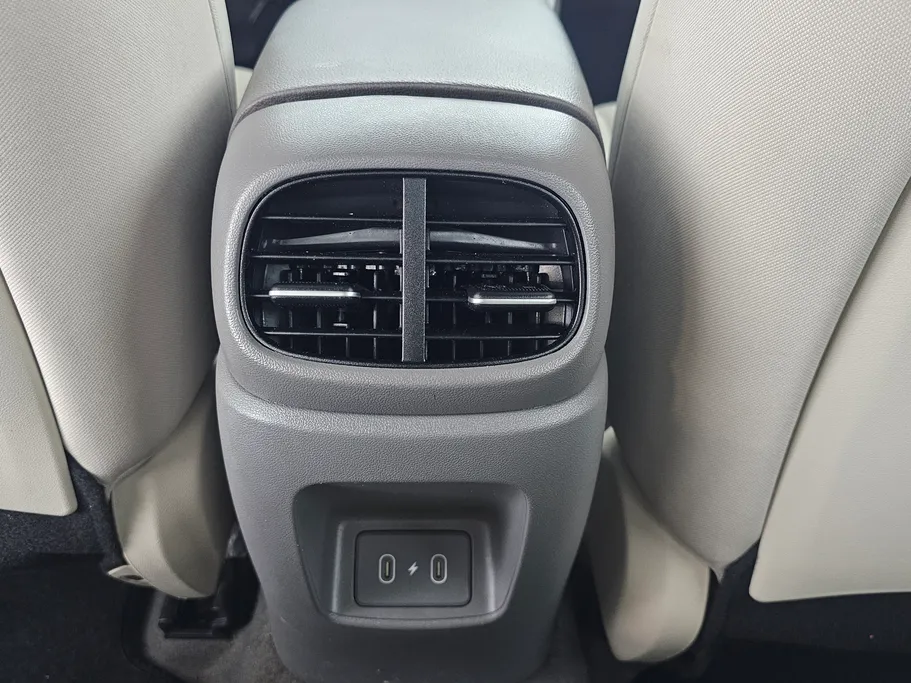 2025 Hyundai Elantra Fleet 