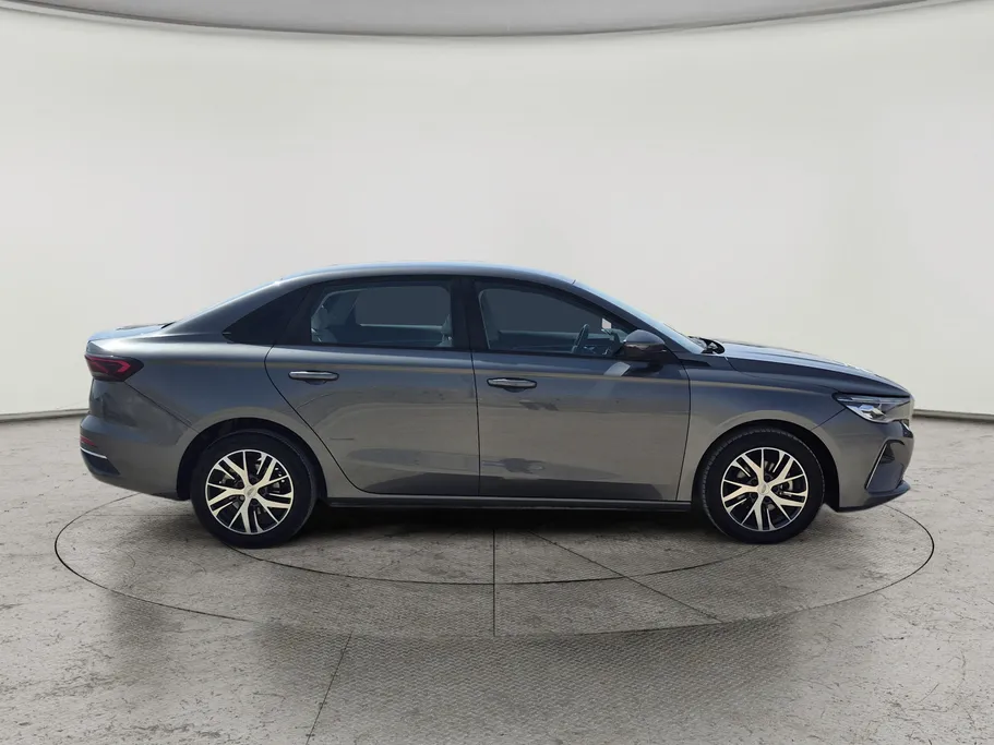 جيلي امجراند GS 2024 