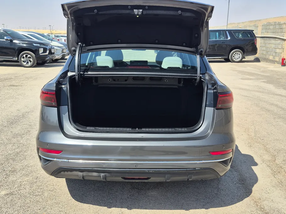 2024 Geely Emgrand GS 