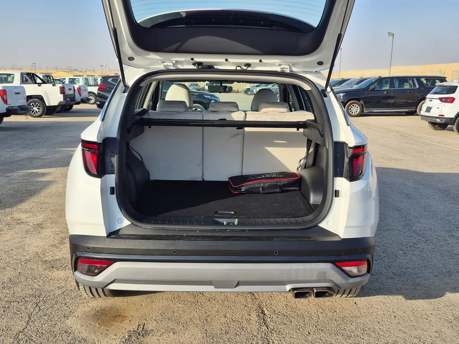 2025 Hyundai Tucson Smart 