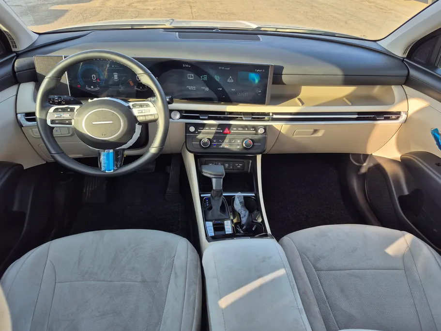 2025 Hyundai Tucson Smart 