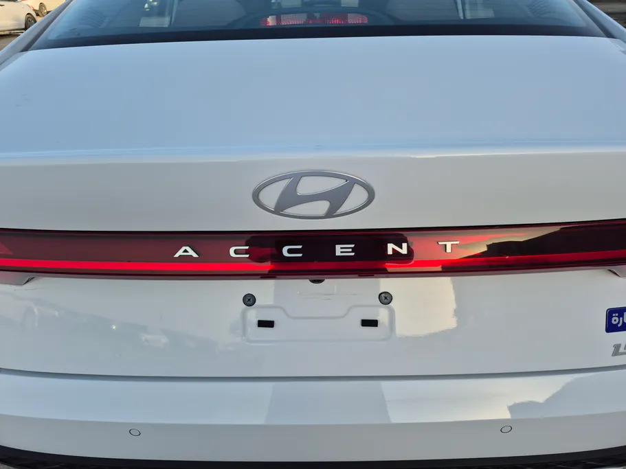 2025 هيونداي Accent فلييت 