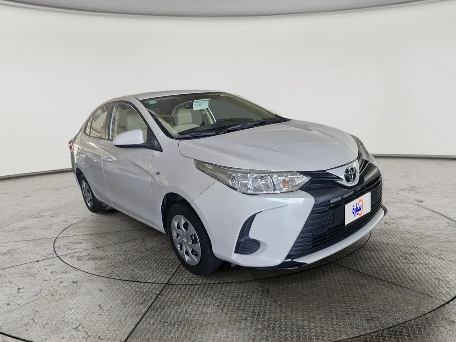 2022 Toyota Yaris  Y 