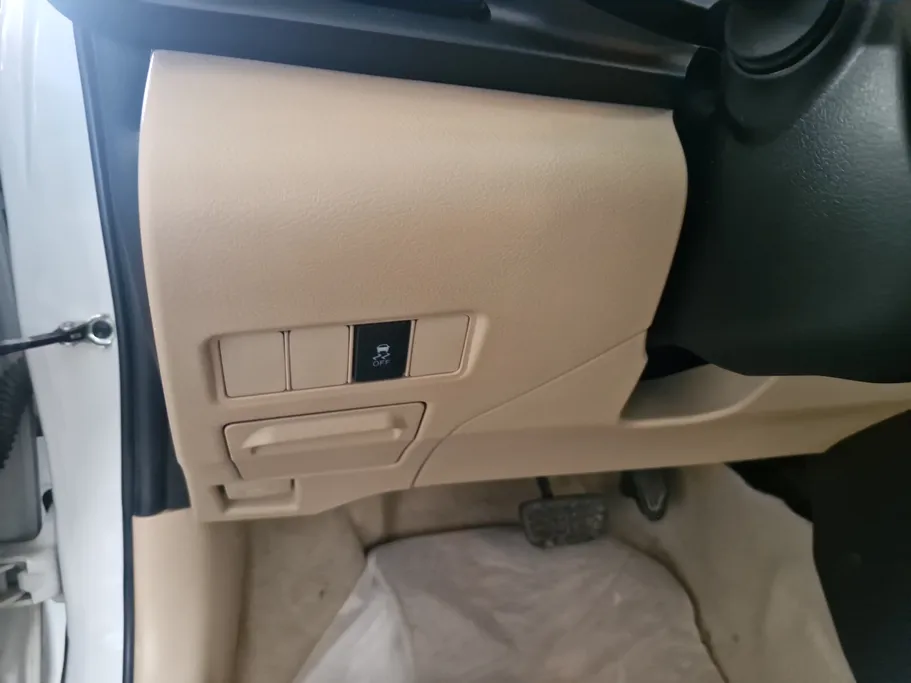 2022 Toyota Yaris  Y 