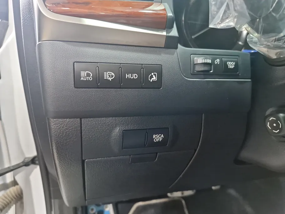لكزس LX 570 S 2020 
